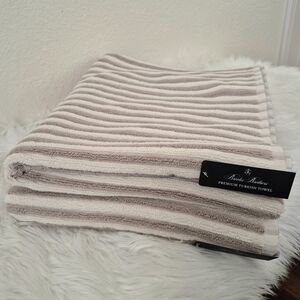 2pc Bath Towel Set Brooks Brothers Striped 100% Turkish Cotton Beige Tan Cotton